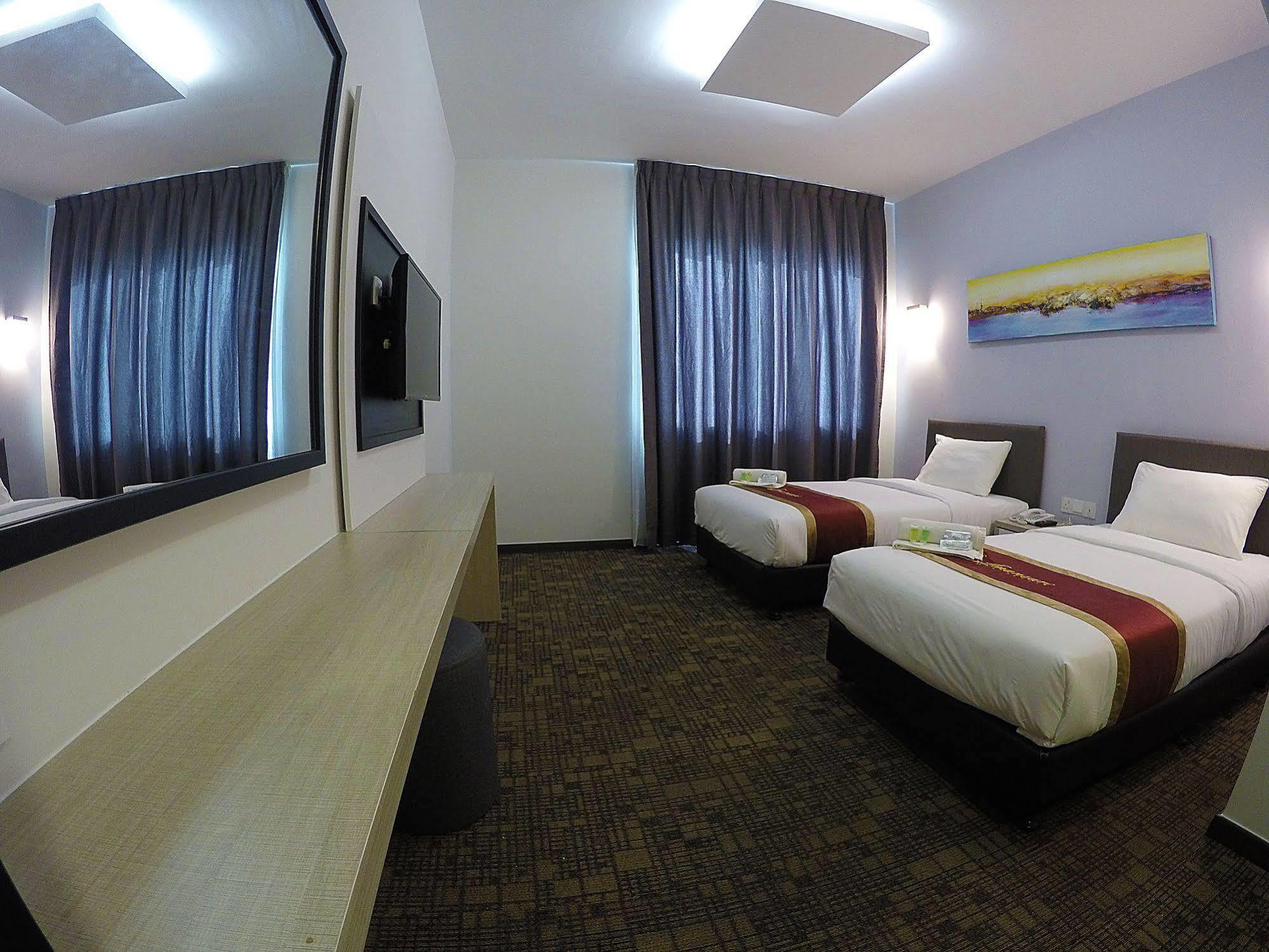 Amansari Hotel Nusajaya Nusajaya  Kültér fotó